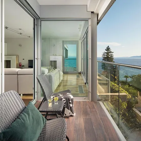 شقة Arentz - Side Sea View أوباتيا